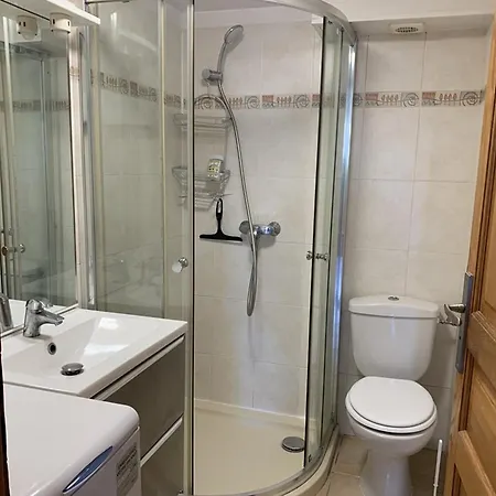 T2 Au Port D'hyeres Avec Jardinet Prive, 4 Pers, Proche Plages Et Commerces - Fr-1-335-203 Apartment Hyeres